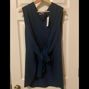 NY and Company Sweet Pea tie front tee size S